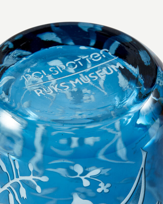 Scattered Flowers Tumblers - Dark blue