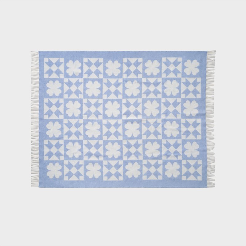 Plaid patch quilt