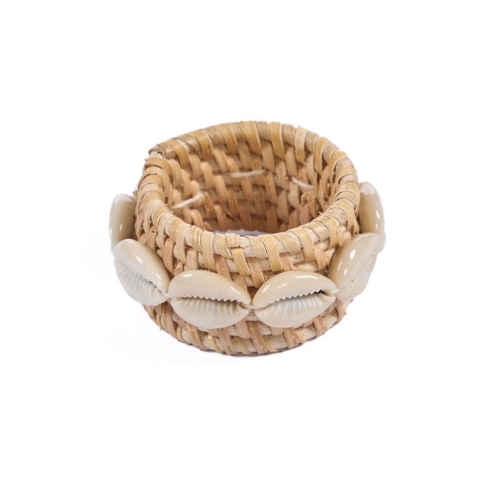 The Rattan Shell Napkin Ring - Natural White