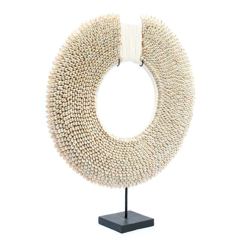 shell disc on stand white bazar bizar