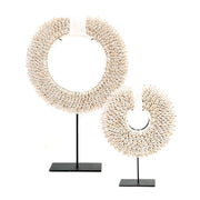 shell disc on stand white bazar bizar