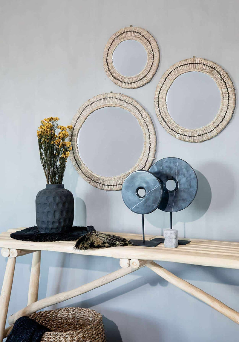 marble disc on stand bazar bizar