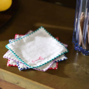 set of 4 napkins with a zigzag line