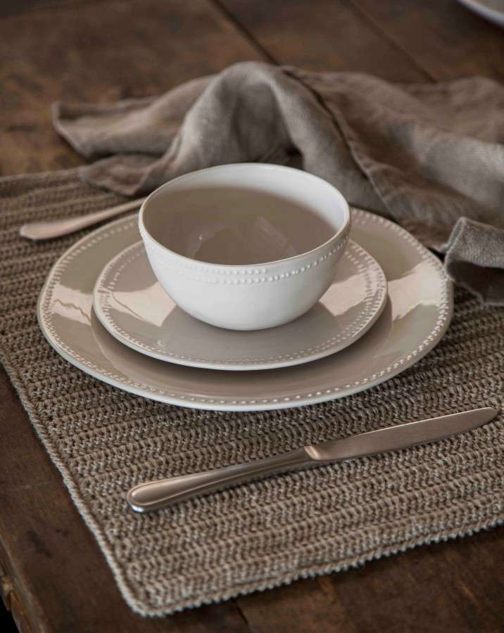 Cream Porcelain Plate With Spotted Edge