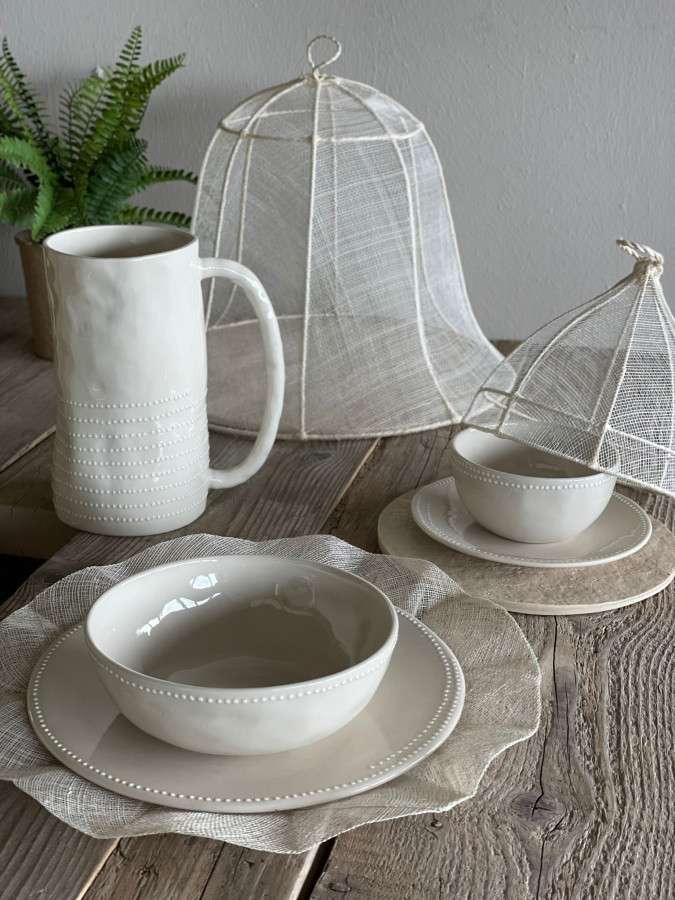 Cream Porcelain Plate With Spotted Edge