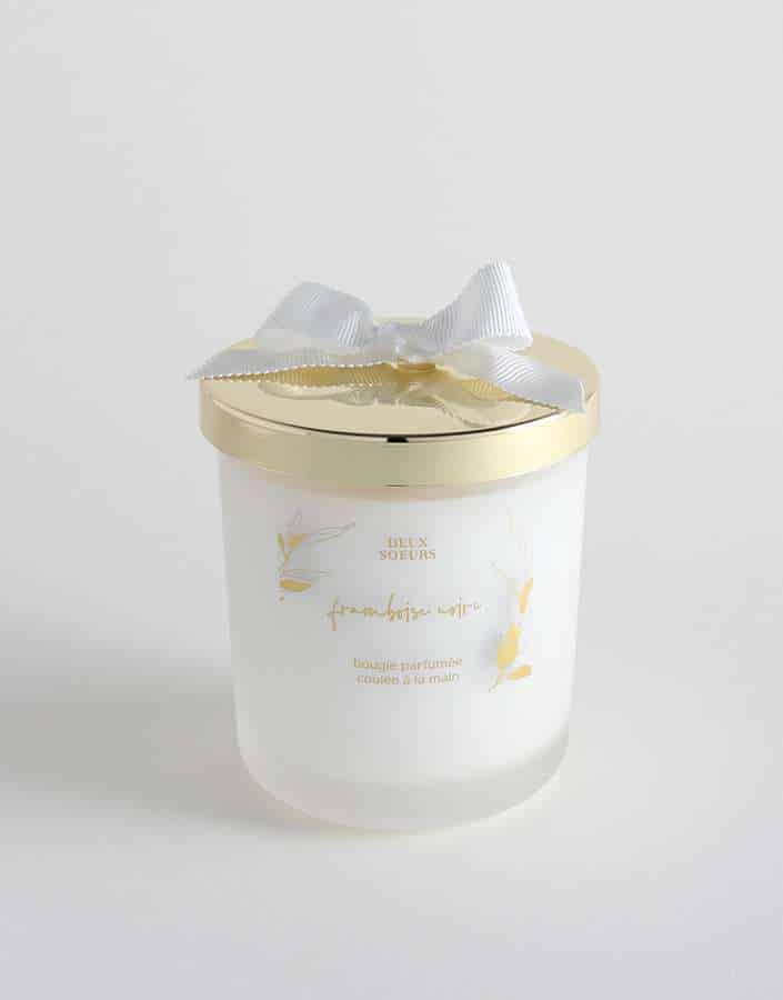 black raspberry candle deux soeur natural candle