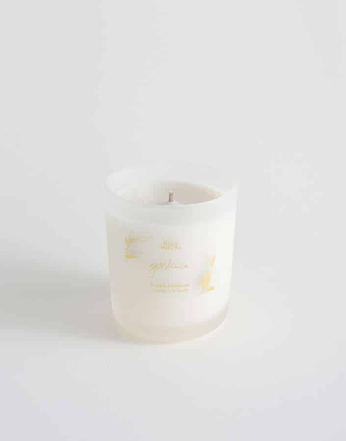 image gardenia scented candle deux soeurs