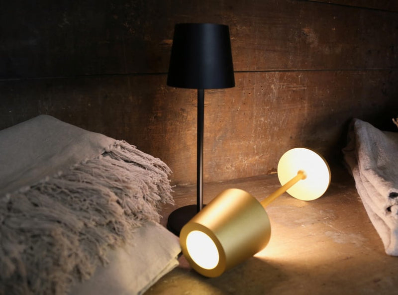 Black Iron Touch Table Lamp with USB