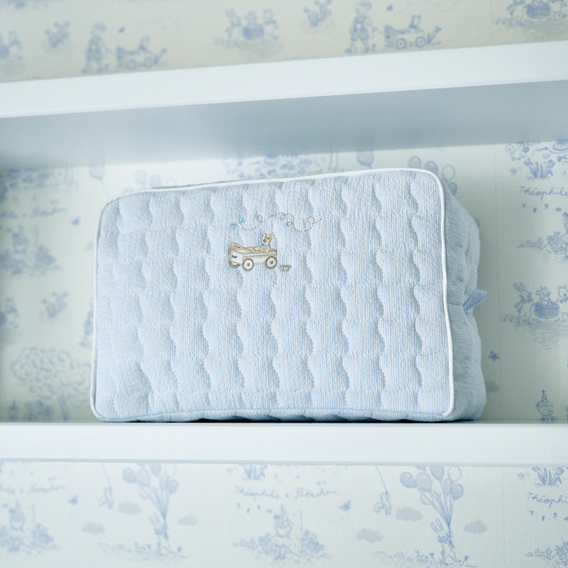 Rectangular toilet bag