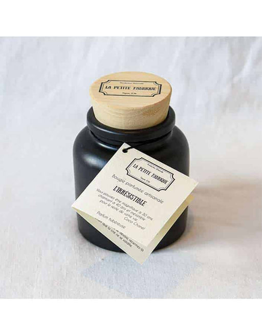 The irresistible Apothecary. Elegant high-end scented candle la petite fabrique