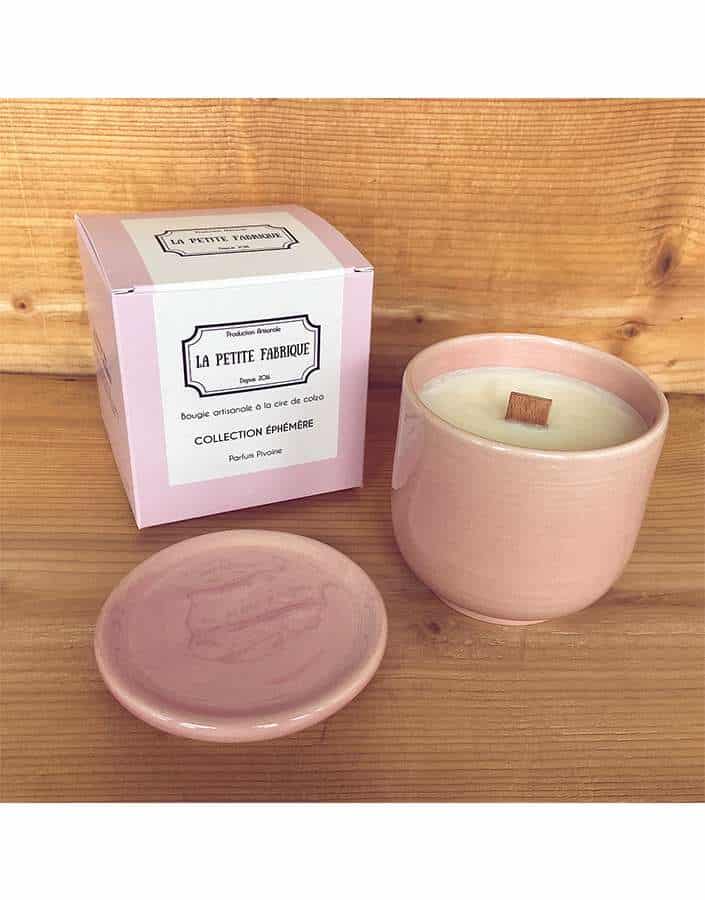 Natural pink candle and artisanal candle with rapeseed wax la petite fabrique
