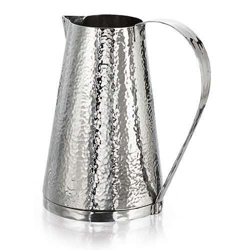 Rivet Pitcher
