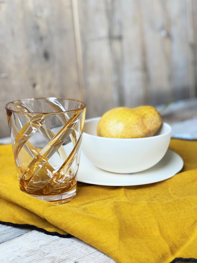 Methacrylate Glass With Spiral - Transparent Mustard