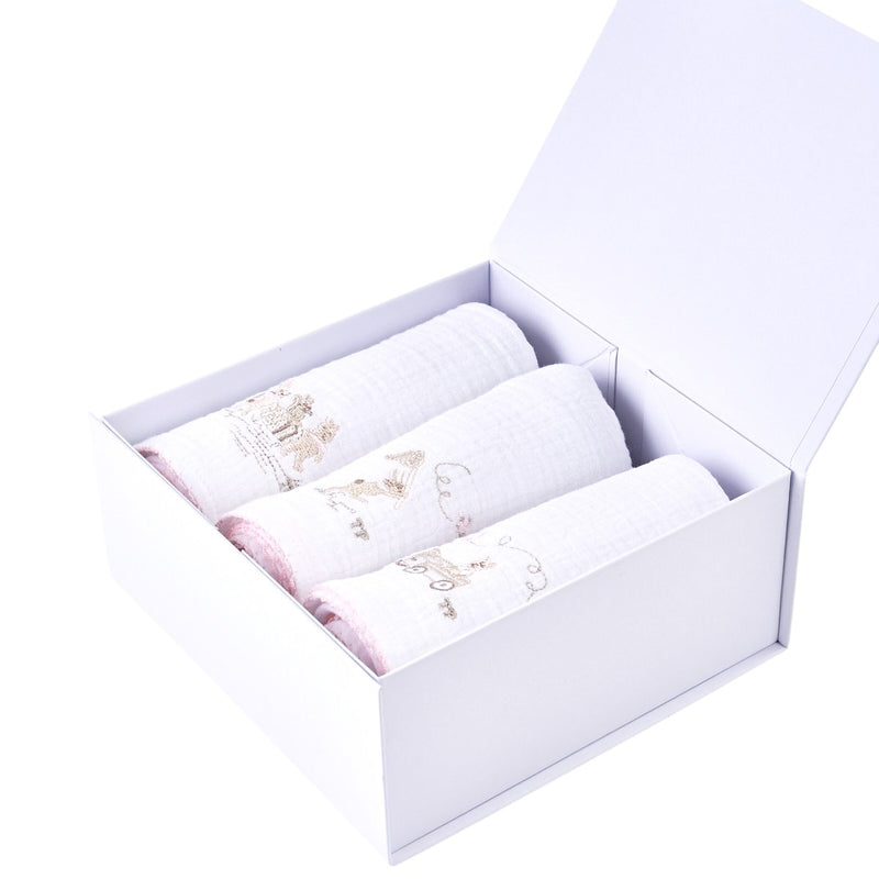 3 nappy embroidered PP 60x60 + box