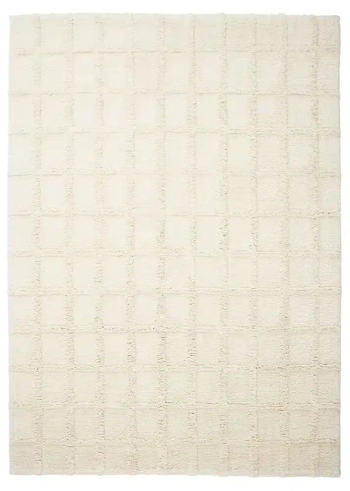 Traceable Rug Badal - Off White