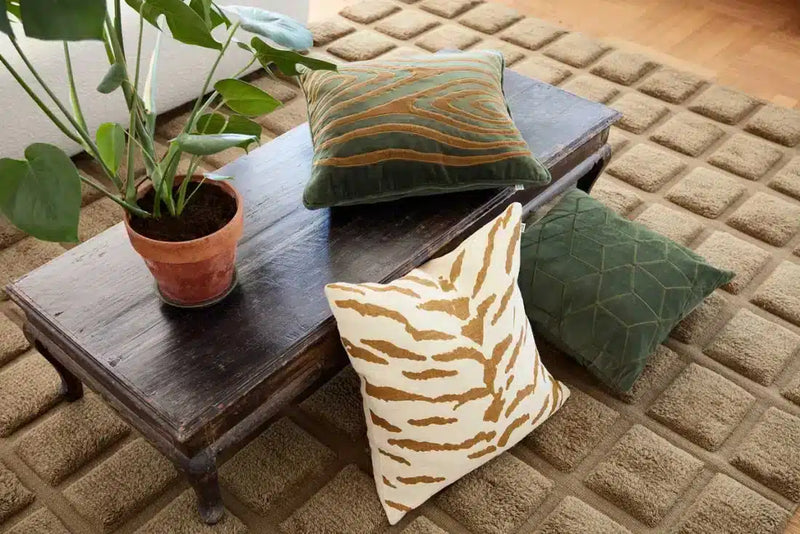 Traceable Rug Loha - Beige