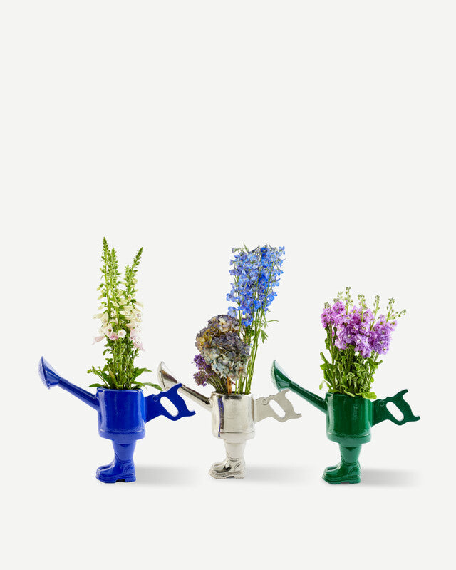 Walking Watering Object - Silver