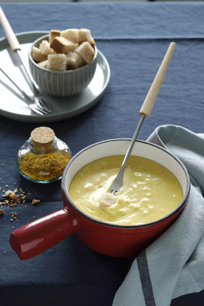 Fondue svizzera - L'arte della fondue in 52 ricette gustose