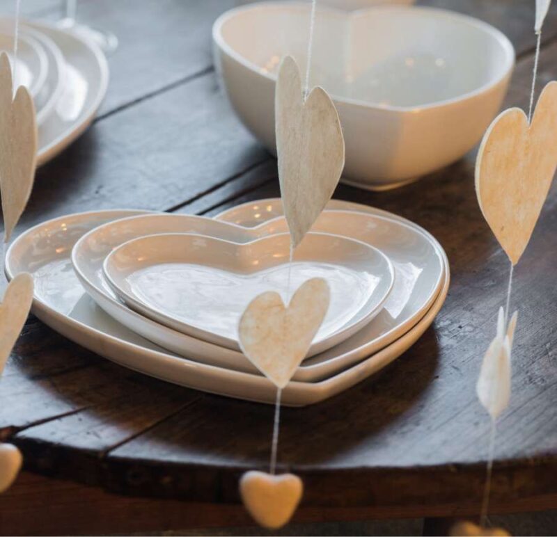 Cream heart-shaped plate, food-safe. Fiorira un Giardino