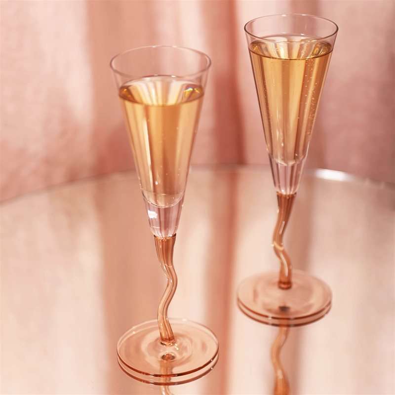 curly champagne flute glass with pink glasses