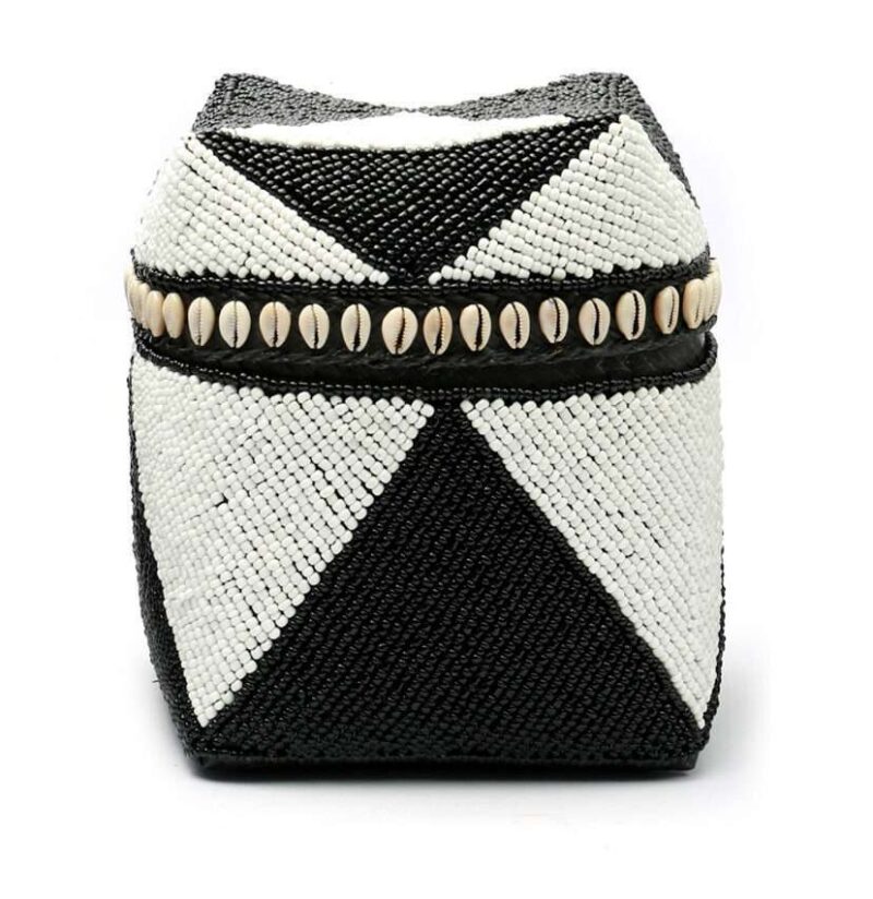 The Beaded Basket Cowrie Diamond High - Black White - M