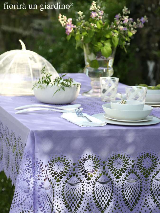 Lavender Vinyl Lace Waterproof Tablecloth