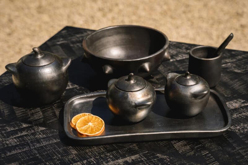 Black-Burnt Tableware Collection