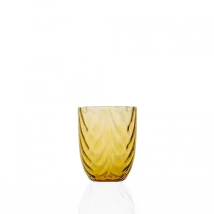 glass tumbler with amber color
