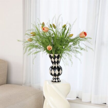 black and white Rhombic vase