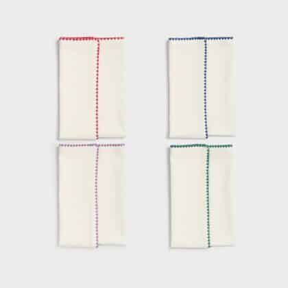 set of 4 napkins with a zigzag line