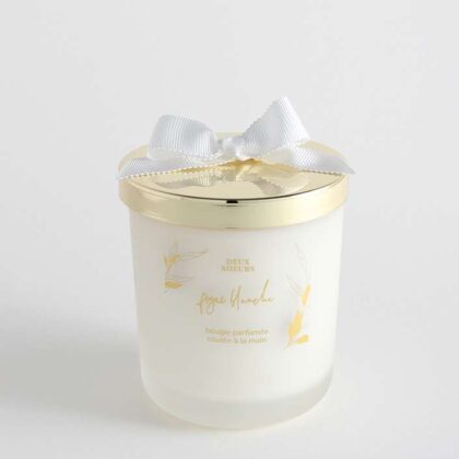 white fig scented candle deux soeurs