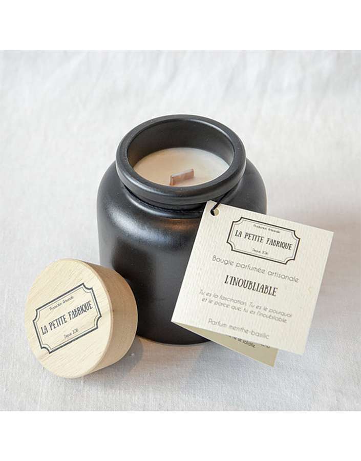the unfforgetable candle apothecary la petite fabrique scented candle