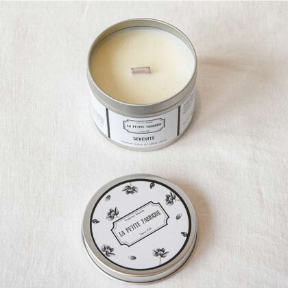 Natural lotus serenity candle and artisanal candle la petite fabrique