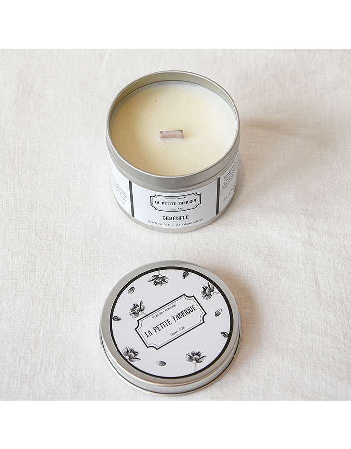Natural lotus serenity candle and artisanal candle la petite fabrique