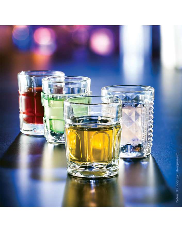 Set of 4 shot glasses with 4 different decorations